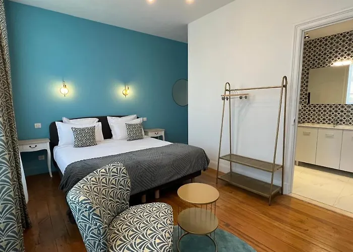 Jardin Bleu - D'hotes 4* Сен-Жирон